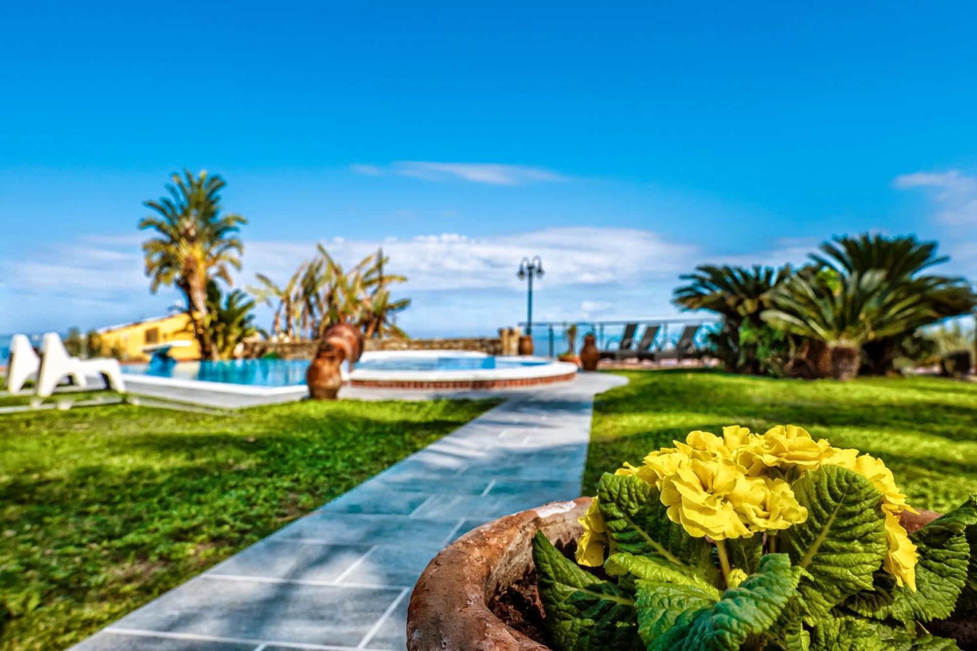 B&B Villa Bency Capo d'Orlando Luaran gambar