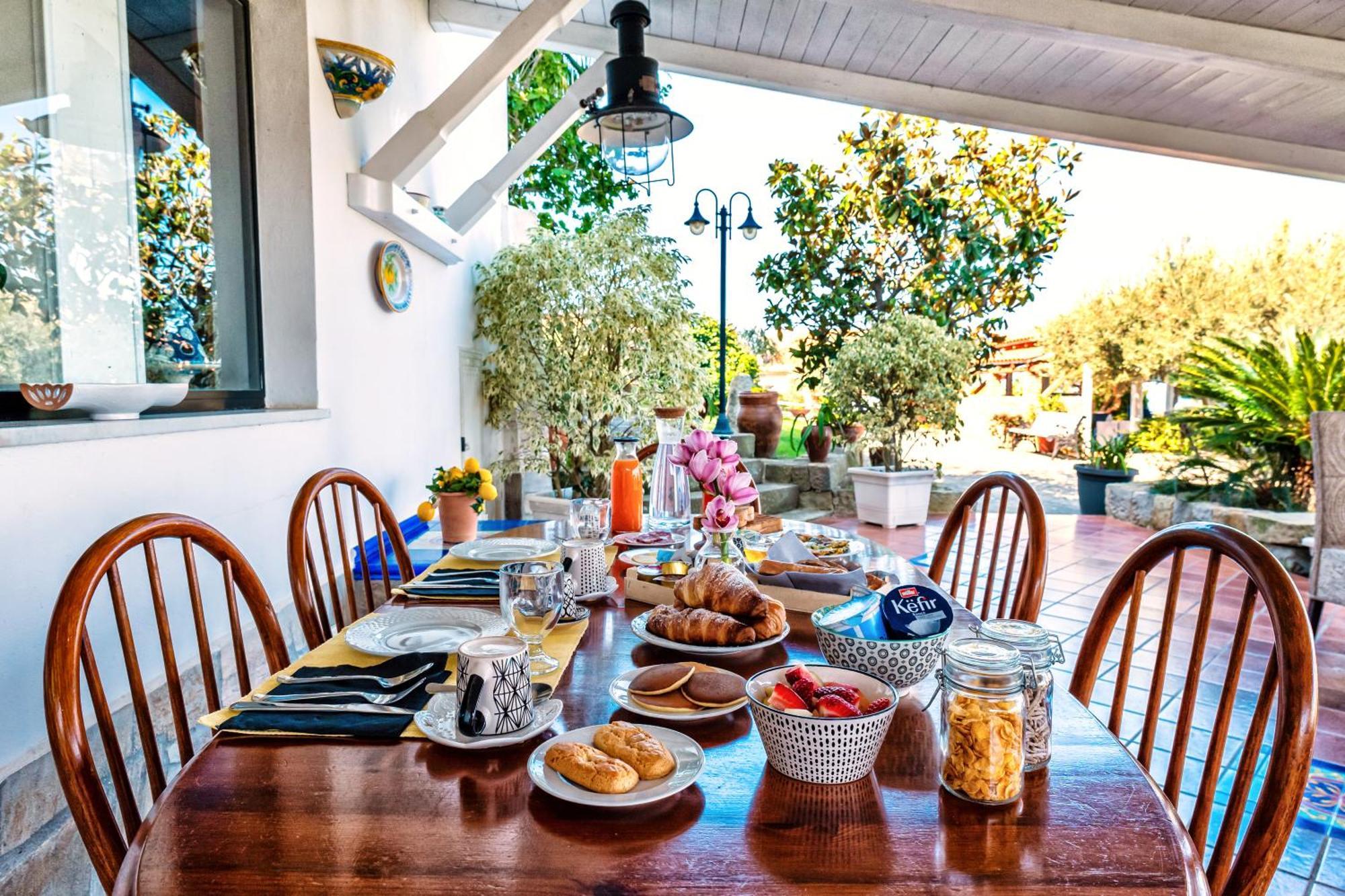 B&B Villa Bency Capo d'Orlando Luaran gambar