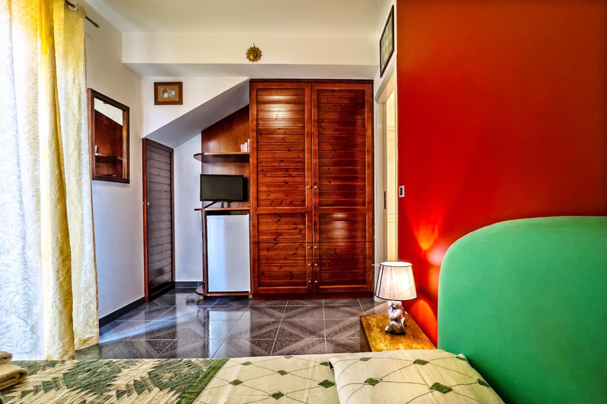 B&B Villa Bency Capo d'Orlando Luaran gambar