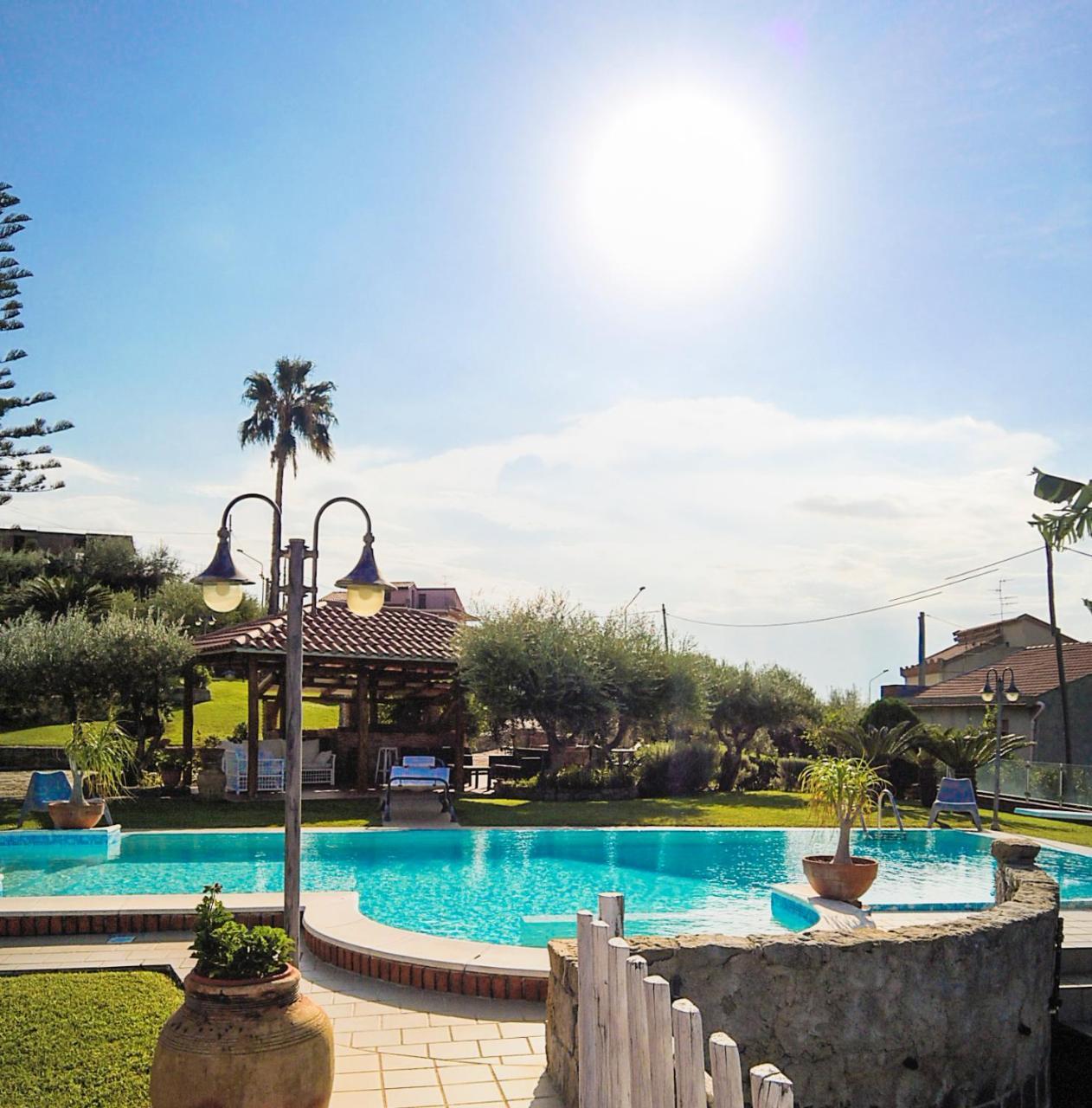 B&B Villa Bency Capo d'Orlando Luaran gambar