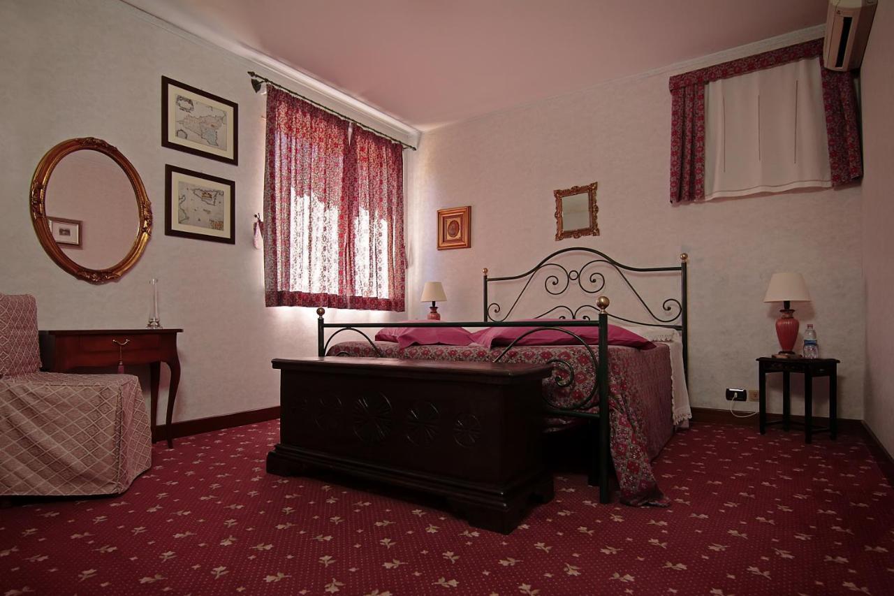 B&B Villa Bency Capo d'Orlando Bilik gambar